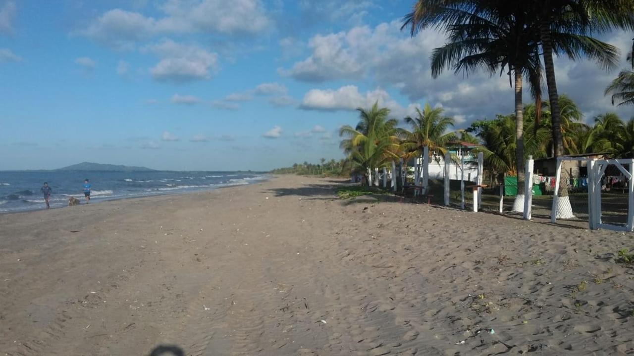 Hostal Rudy'S Beach Puerto Cortes Exterior photo