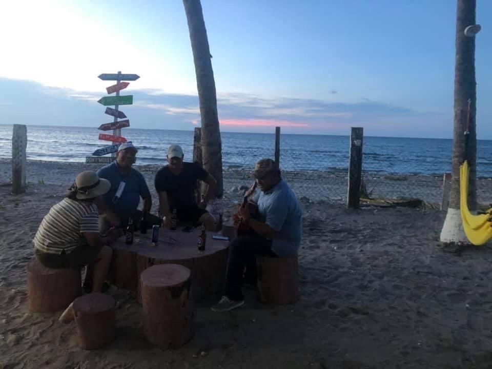 Hostal Rudy'S Beach Puerto Cortes Exterior photo